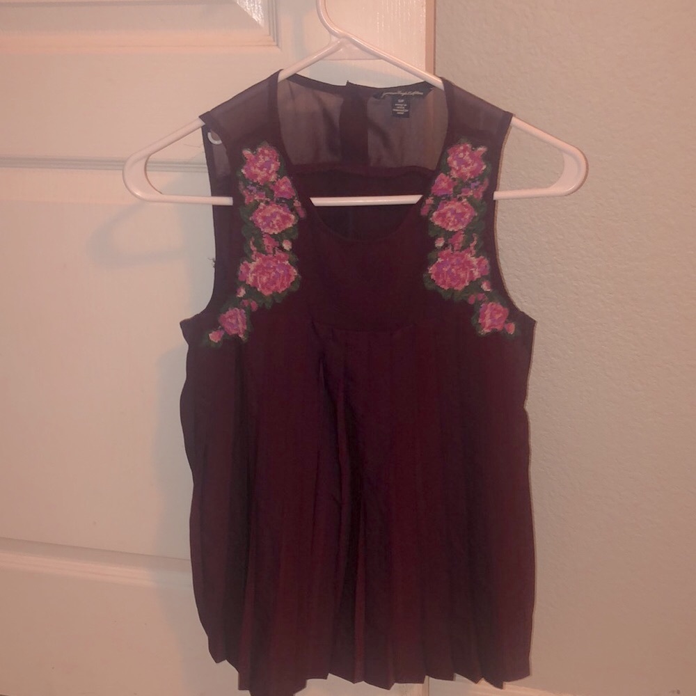 American eagle outfitters burgundy top